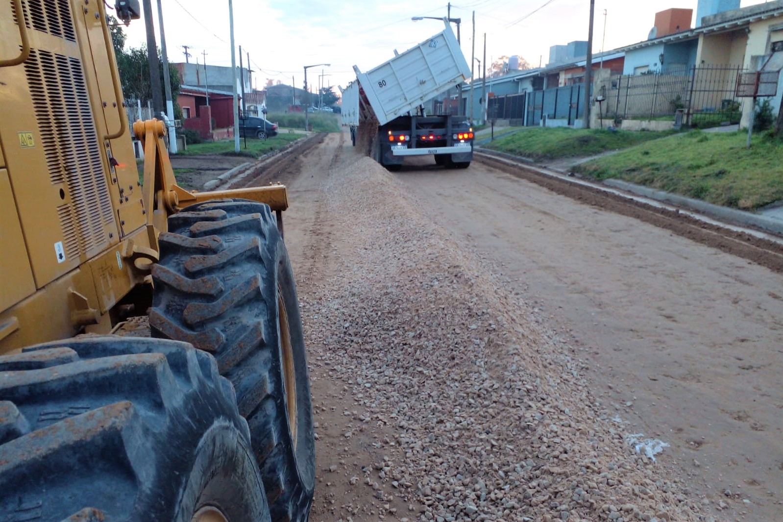 Optimización de calzadas con estabilizado granular y sistemas de escurrimiento pluvial